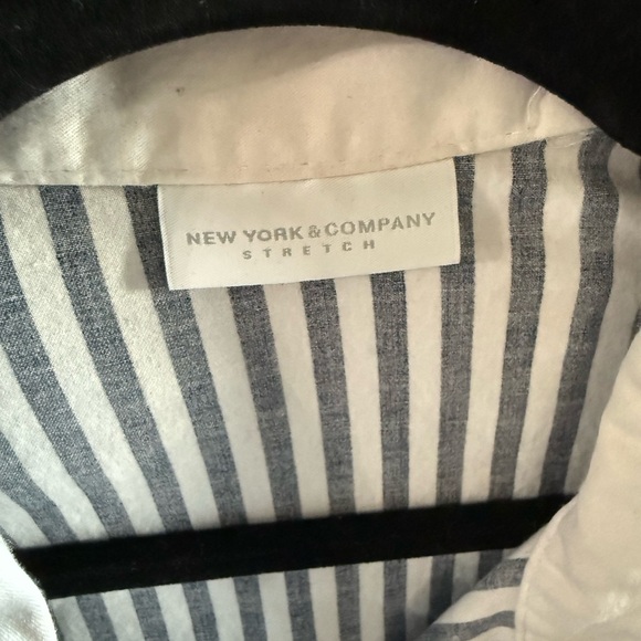 New York & Company White Shirt with Black Vertical Stripes - Picture 7 of 7